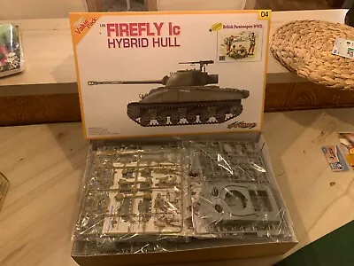 1/35 Kit Cyber-Hobby Super Value Pack #9104 WW2 BRITISH FIREFLY Ic HYBRID HULL • $34.95