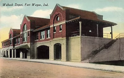 Indiana Postcard: Street View Of Wabash Train Depot Fort Wayne In • $5.99