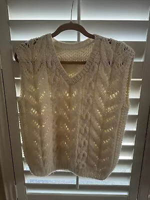 Vintage Hand Knit Sleeveless Pullover Sweater Vest Cream V-Neck Women's Large • $16.95