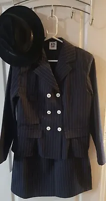 Ladies Gangster Suit With Hat  • £20