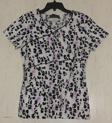 EXCELLENT WOMENS Baby Phat PRETTY LEOPARD PRINT SCRUBS TOP  SIZE S • $26.95