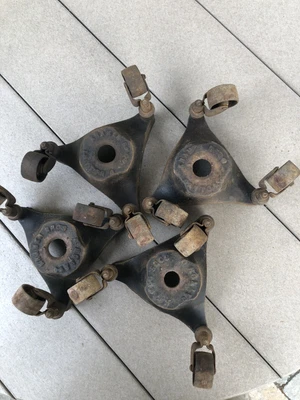 $79.99 • Buy Set Of 4 Antique Vintage Cast Iron Kramer Bros Piano Casters Moving Furniture