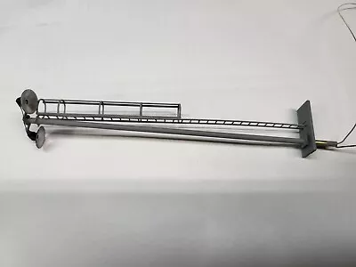 £22 • Buy Lo30w Oo Gauge Double Warm White Yard Light Dcc & 12v Analogue Compatible