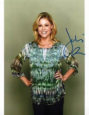 Julie Bowen Modern Family W/Coa Autographed Photo Signed 8X10 #7 Claire Dunphy • $45