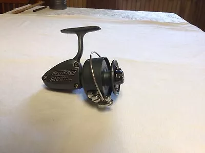 Vintage Pflueger 646 Spinning Reel  Free Shipping • $35