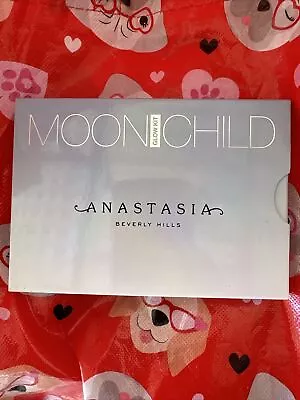 Anastasia Beverly Hills Moonchild Glow Kit Metallic Powder Highlighter Palette • $18