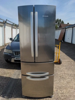 £199.95 • Buy Hotpoint FFU4DK1 Quadrio 70cm Wide Freestanding Fridge Freezer Silver