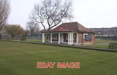 Photo  Bowling Green-cosham Bowling Greens Always Look Forlorn In Winter. But Th • £1.80