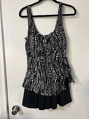 Maxine Of Hollywood Womens One Piece Swimsuit Size 16 Black White Dots Stretch • $16.10