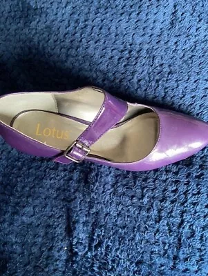 Ladies Court Shoes By Lotus Purple Patent Size 5 Heel 3ins/7cms Buckle Fastening • £8