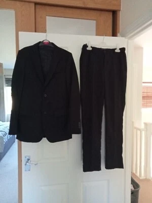 £25 • Buy Stunning Paisley Of London Boys 3 Piece Navy Blue Suit Age 14 VGC