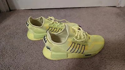 Adidas Mens 7 Sneakers NMD R1 V2 Solar Yellow Running Shoes GY5061 • $60