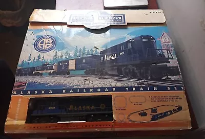 Lionel O Gauge Model Train Alaska Railroad Diesel Engine 1802 W/ Set • $150