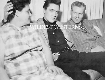 ELVIS PRESLEY With Mom & Dad Gladys & Vernon RARE PHOTO C Candid • $49.95