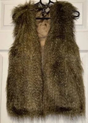 Divided By H&M Faux Fur Vest Womens Size 2 • $12.50