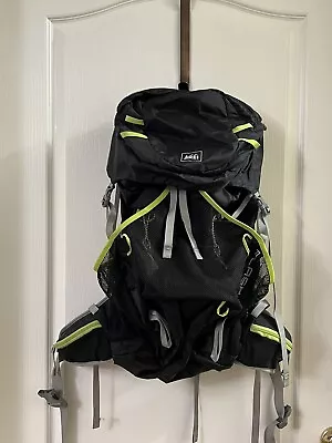 Women’s REI Flash 45 Backpack Medium EUC Black/Lime Spritz Free Shipping • $65