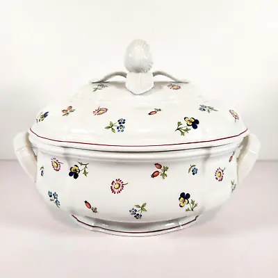 Villeroy Boch Petite Fleur Large Oval Tureen With Lid Covered Serving Dish • $79