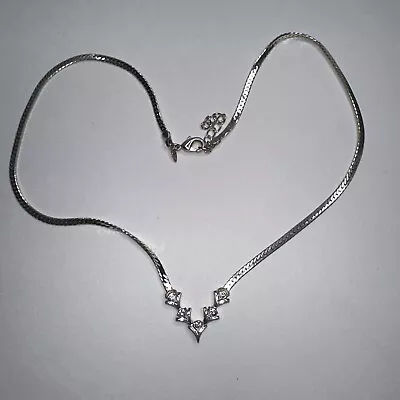 $15.20 • Buy Avon Silver Tone Herringbone Necklace V Shape Rhinestone Pendant 18  Signed