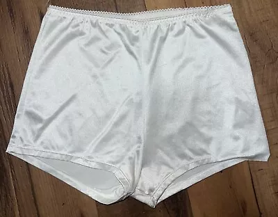 Vintage Vassarette Second Skin Satin Panties Bun Panty XL White Boyshorts • $23.40