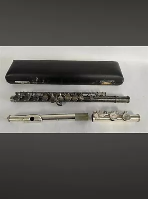 Yamaha 225Sii Silver Plated Flute With Hard Case • $109.99