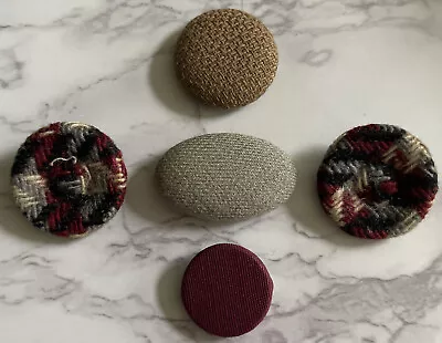 Vintage Mixed Lot Of 5 Fabric Buttons 36-2 • $5.99