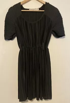 Alice McCall Black Dress Size 6 Pleat Short Sleeve Party Dress Wedding Cocktail • $35