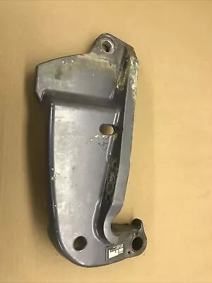 YAMAHA TRANSOM CLAMP PORT SIDE 150HP 64E-43111-00-8D 115 130 150 200 Outboard V6 • $40