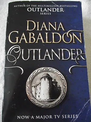 $8 • Buy   OUTLANDER   Diana Gabaldon ~ OUTLANDER SERIES BOOK 1 ~