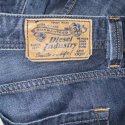 Men's Diesel Larkee Jeans Regular-Straight Made In USA Sz 34x32 • $39.97