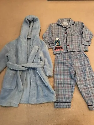 £3 • Buy Thomas The Tank Engine Boys Pyjamas & Dressing Gown