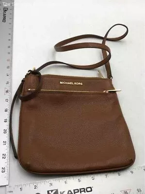 Michael Kors Womens Brown Leather Adjustable Strap Zipper Messenger Bag • $11.50