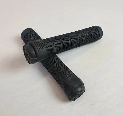 Blunt Envy - Stunt Scooter / BMX Grips & Bar Ends - Black • £11.95