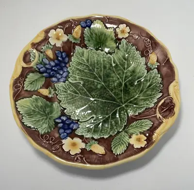 Mottahedeh Italian Grape Leaf Plate Museum Reproduction 8 1/2” • $39.95