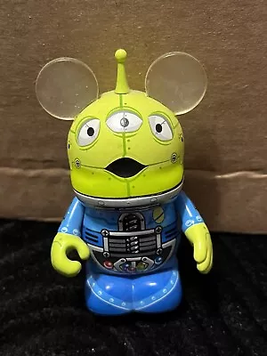 DISNEY PIXAR - Robots Series 3 - LITTLE GREEN MEN - ALIEN BOT 3  Vinylmation • $75.99