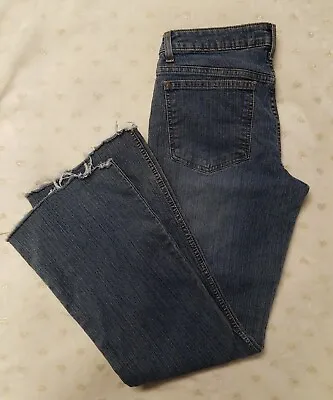 Mossimo ~ Mossissue Women’s Blue Jeans Size 9 Cut-off Hem • $5.50