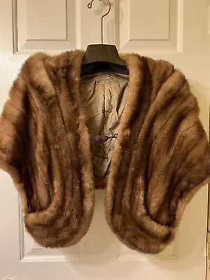 Beautiful Vintage Mink Fur Stole With Pockets And Button  Closure Size Small • $45