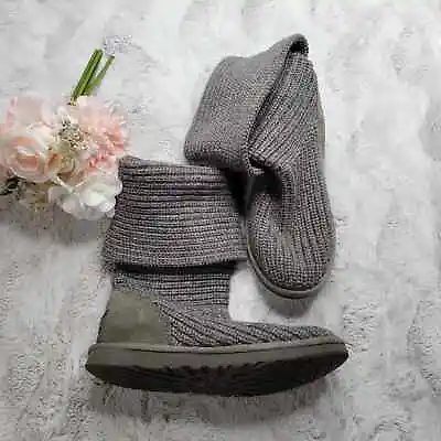 Ugg Classic Cardy Heritage Button Crochet Knit Boots Size 8 • $34.50
