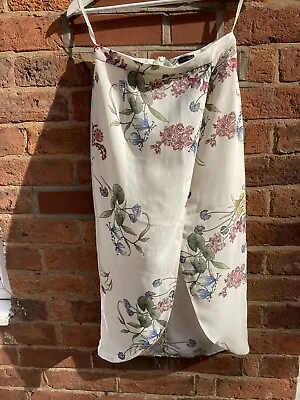 £15 • Buy BNWT River Island Ladies Wrap Around Style Floral Long Skirt Size 8