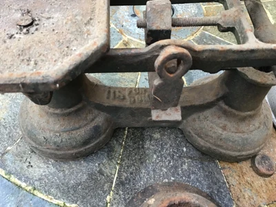 £6 • Buy Vintage Scales Collectible