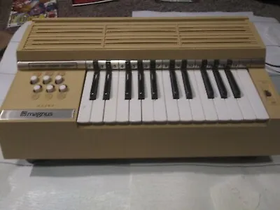 Vintage MAGNUS Portable Electric Chord Organ Model 360. (US Shipping) • $85