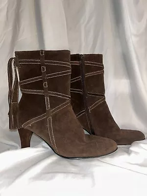 Vintage Bisou Bisou Leather Suede Ankle Boot Size 8 • $16