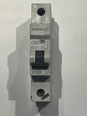 MEM Memshield 2 MCB 32 Amp Type C 32A Single Pole Circuit Breaker MCH132 • £4.50