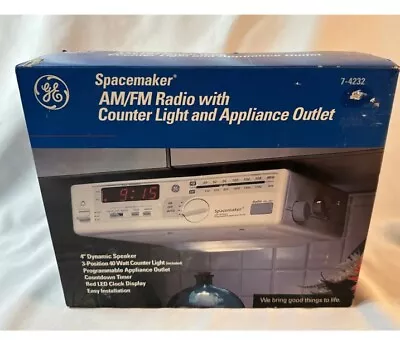 GE Spacemaker Kitchen Am/Fm Clock Radio With Counter Light Model # 7-4232 NEW-0B • $40