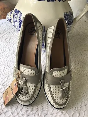 Mantaray Hyacinth Perforated Syn Low Wedge Tassel Shoes Size 7 Eu 41 Us 9 Bnwob • £15