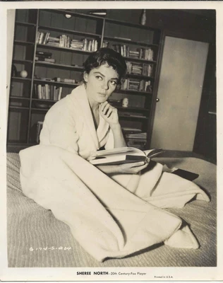£7.99 • Buy Sheree North 10x8 Vintage Great Photo On Bed