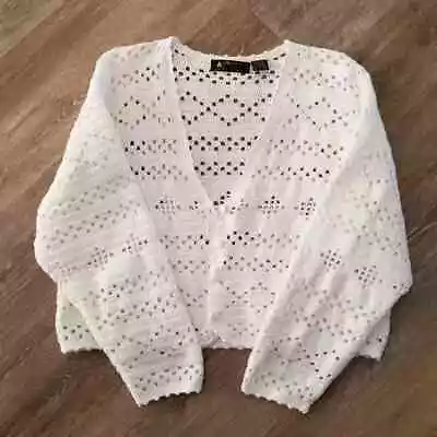 Vintage Lizsport White Hand Crochet Boxy Sweater Cardigan Size Petite Small PS • $29.99