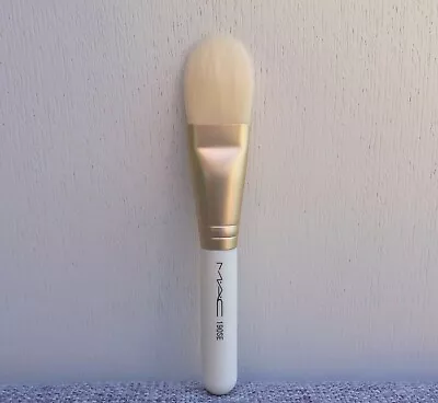 £16.37 • Buy MAC 190SE Foundation Brush, Travel Size, Brand New! 100% Genuine!!