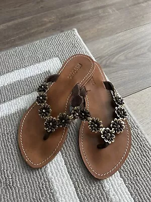 Mystique Brown Gold Floral Jeweled Sandals Flip Flops Women’s Size 8 • $79.50