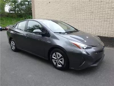 2017 Toyota Prius Four • $8000