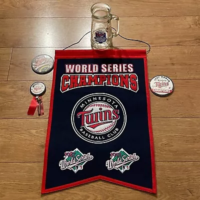 Minnesota Twins '87 & '91 Stitched Championship Banner Pins Mug NEW OLD STOCK • $33.50